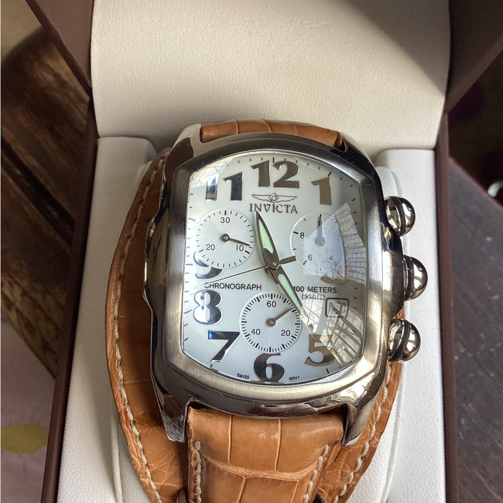 Men’s Invicta Watch-Handmade in USA- Genuine Hornback Alligator- pre-owned